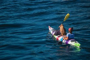 Longboat Key: Tranquil Beaches & Upscale Charm on Florida’s Gulf Coast 6 🛶 Kayaking Through Sarasota Bay & Coastal Waterways — Explore beautiful blue waters, enjoy peaceful paddling adventures, and experience Florida's scenic coastal surroundings.
